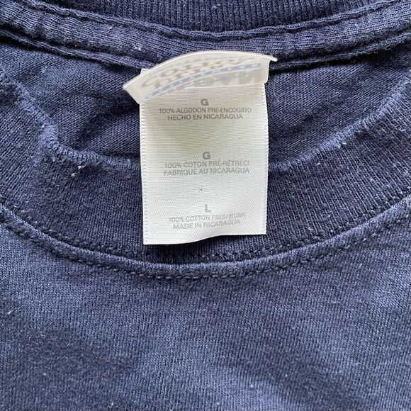 SeaWorld San Antonio embroidered t-shirt - Picture 4 of 4